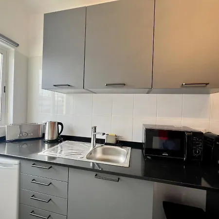 Apartment 10 By Homing *